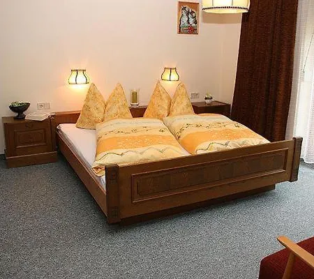 Gaestehaus Neuhauser * Zell am Ziller