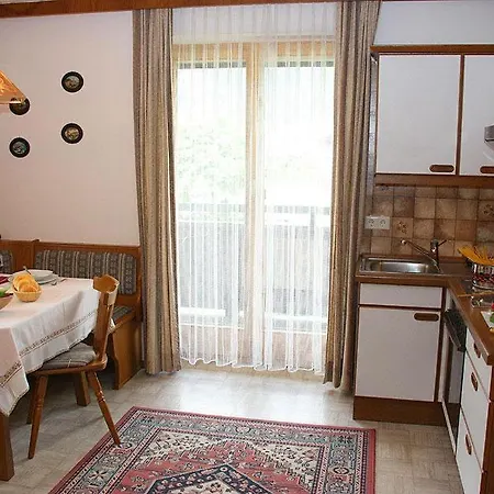 Gaestehaus Neuhauser