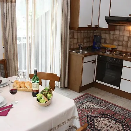 Gaestehaus Neuhauser * Zell am Ziller